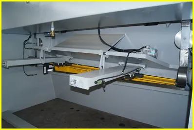 Hydraulic Guillotine Shearing Machine QC11y-16X4000