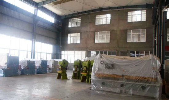 High Precision Hydraulic Shearing Machine for Professional Use