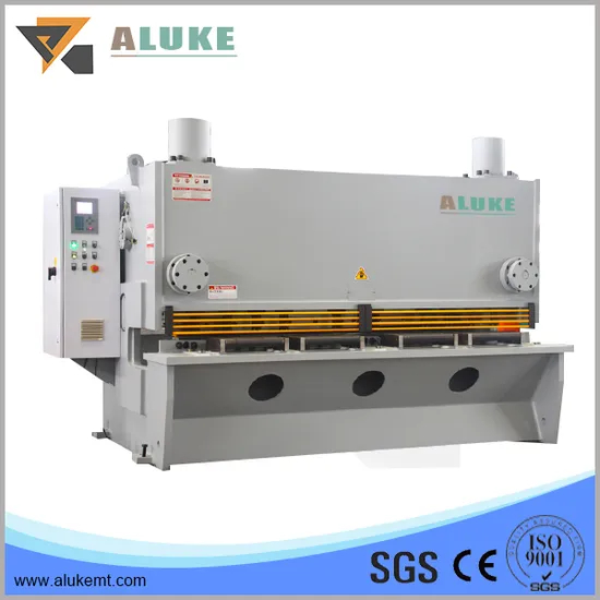 Hydraulic Guillotine for Metal Sheet Cutting
