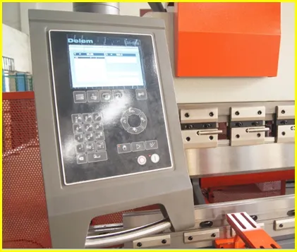 Tandem CNC Press Brake 2-Wc67k-100t/4000 with Da52s