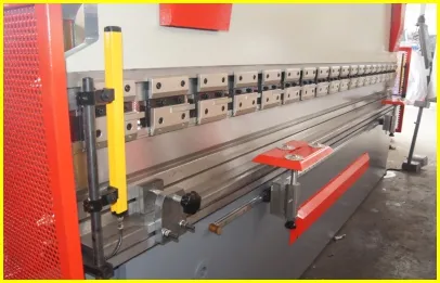 CNC Press Brake Wc67k-100t4000 with Da52