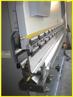 Hydraulic Press Brake with Light Curtain